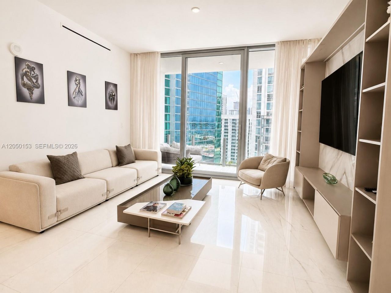 300 Biscayne Boulevard Way , Unit 2609W, Miami, FL 33131 Photo