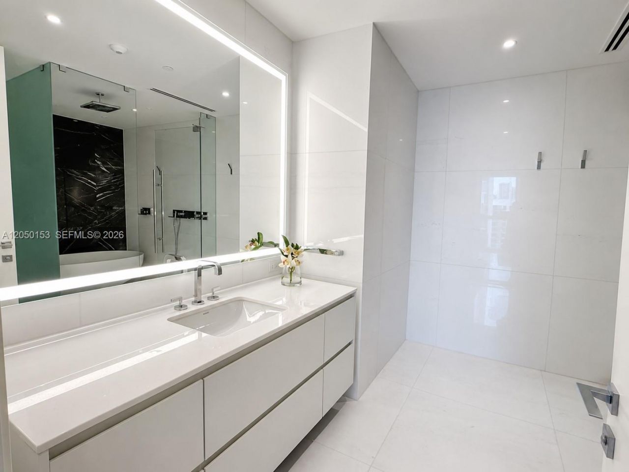 300 Biscayne Boulevard Way , Unit 2609W, Miami, FL 33131 Photo