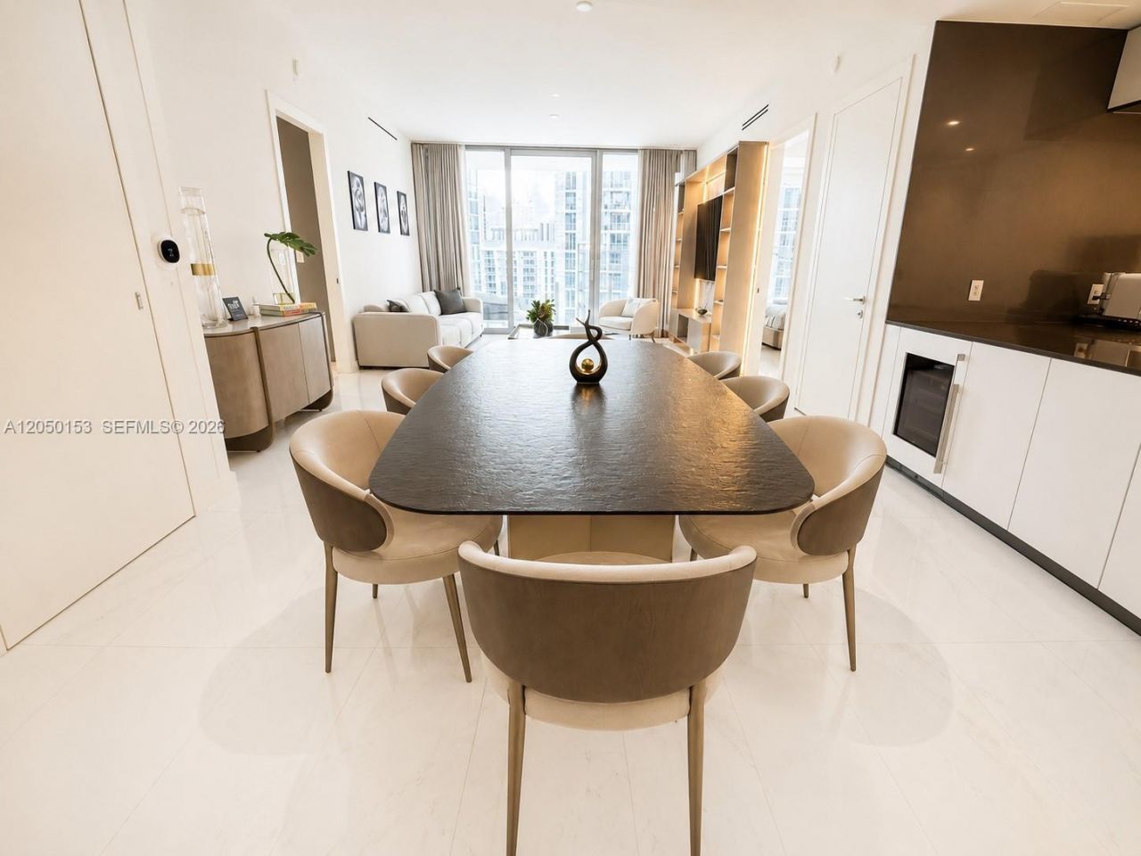 300 Biscayne Boulevard Way , Unit 2609W, Miami, FL 33131 Photo
