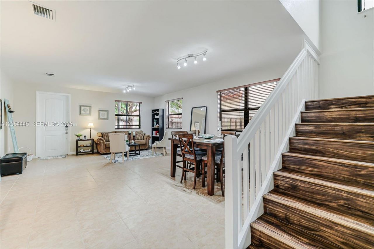 17670 SW 154th Pl, Miami, FL 33187 Photo