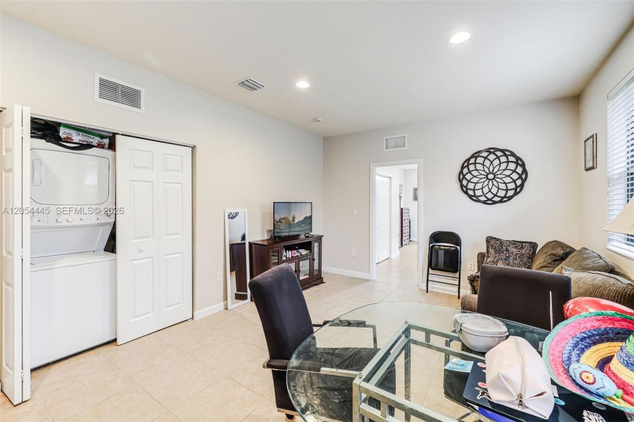 17670 SW 154th Pl, Miami, FL 33187 Photo