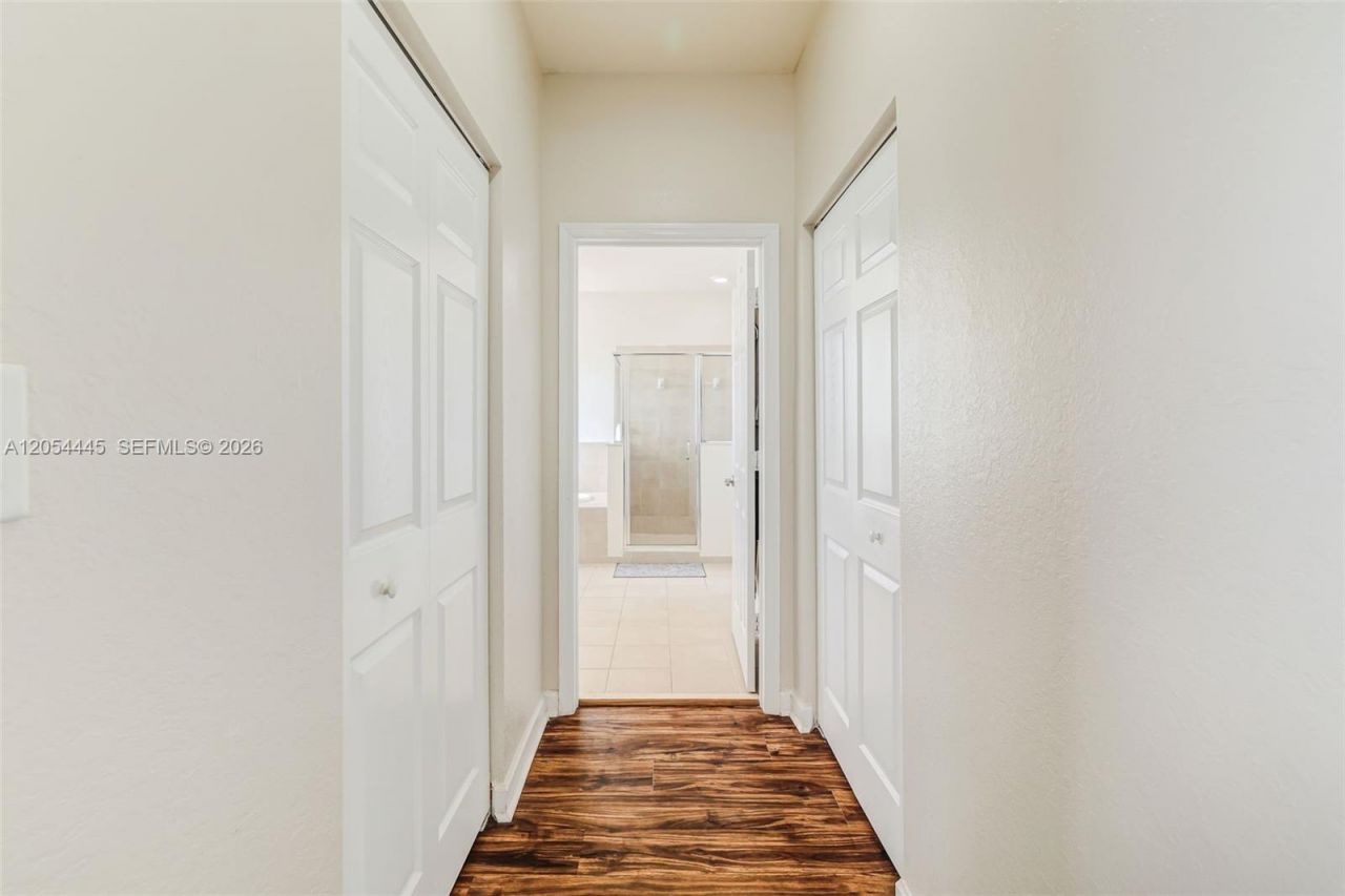 17670 SW 154th Pl, Miami, FL 33187 Photo