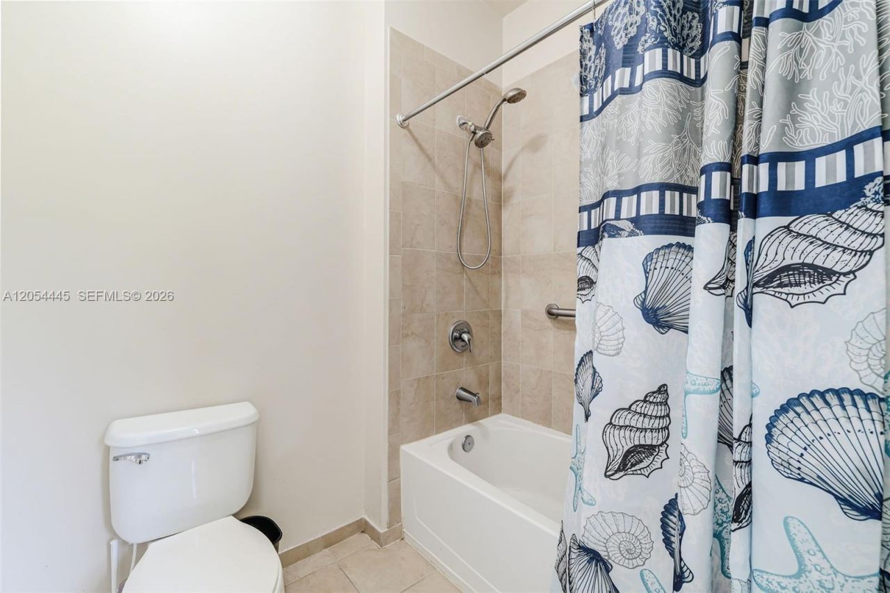 17670 SW 154th Pl, Miami, FL 33187 Photo