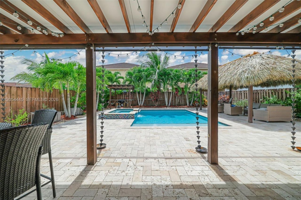 17670 SW 154th Pl, Miami, FL 33187 Photo
