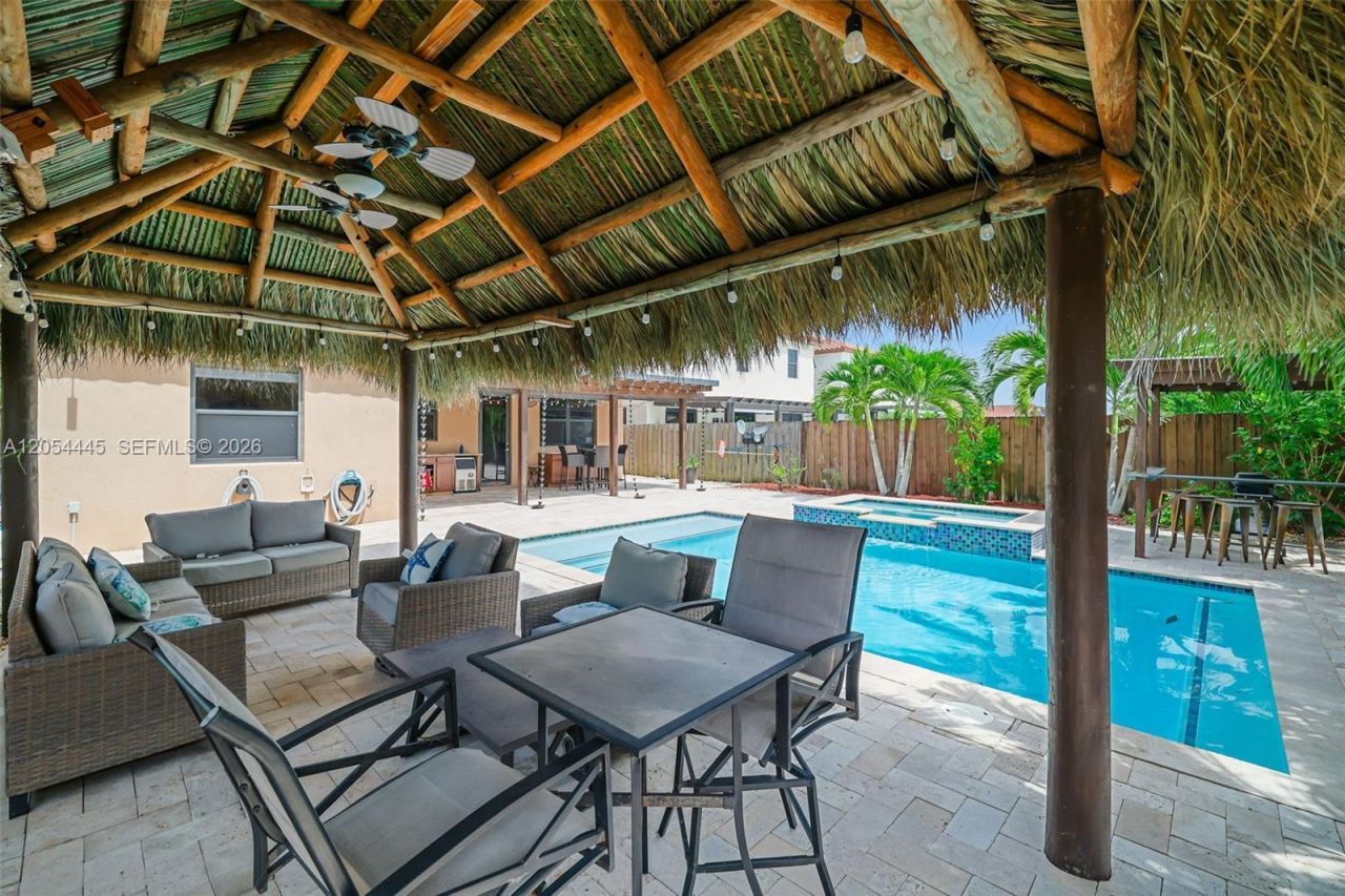 17670 SW 154th Pl, Miami, FL 33187 Photo