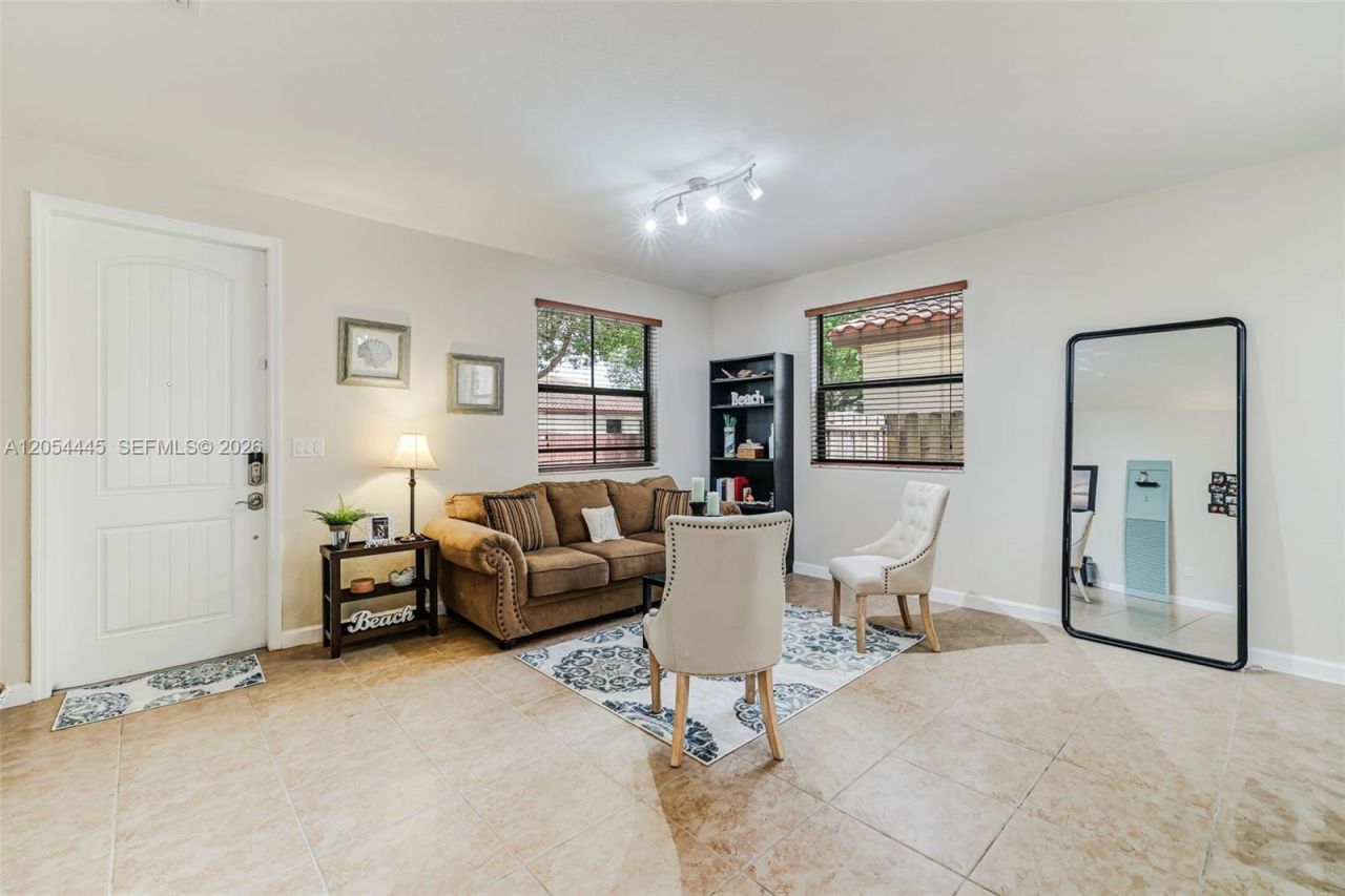 17670 SW 154th Pl, Miami, FL 33187 Photo
