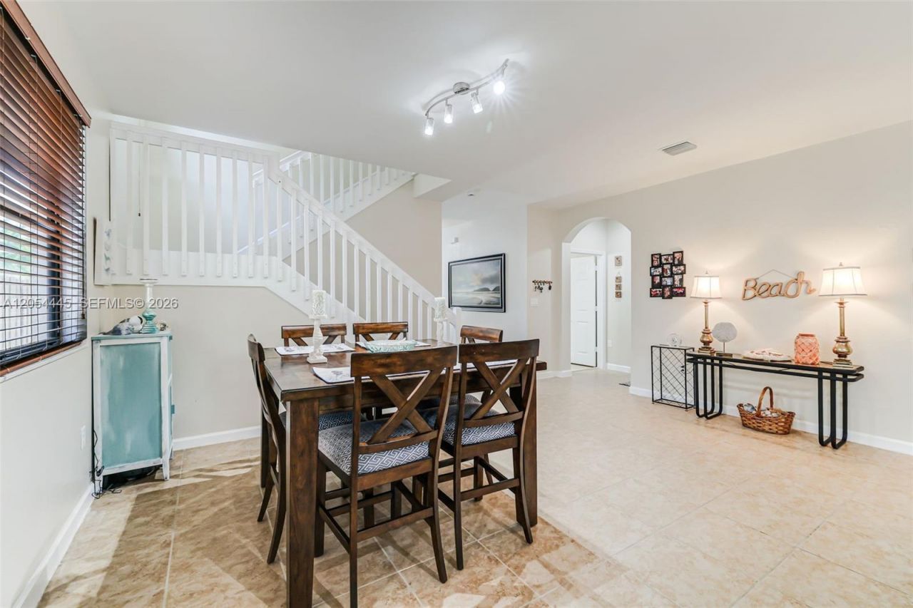 17670 SW 154th Pl, Miami, FL 33187 Photo