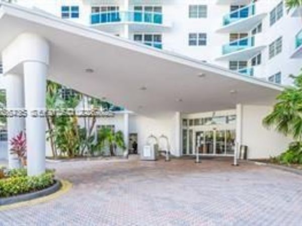 3001 S Ocean Dr , Unit 721, Hollywood, FL 33019