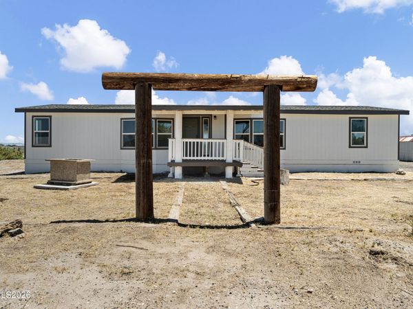 700 Thornbird Drive, Fallon, NV 89406