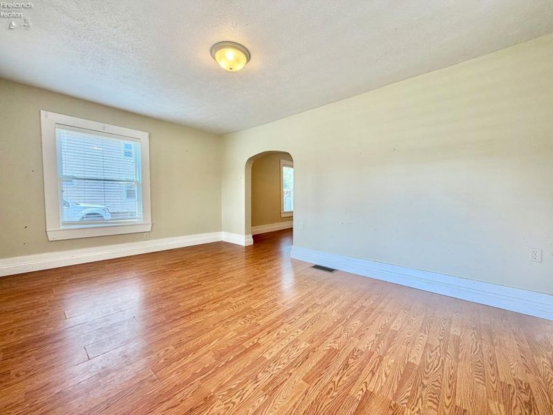 133 Walnut Street, Bellevue, OH 44811 Photo 10