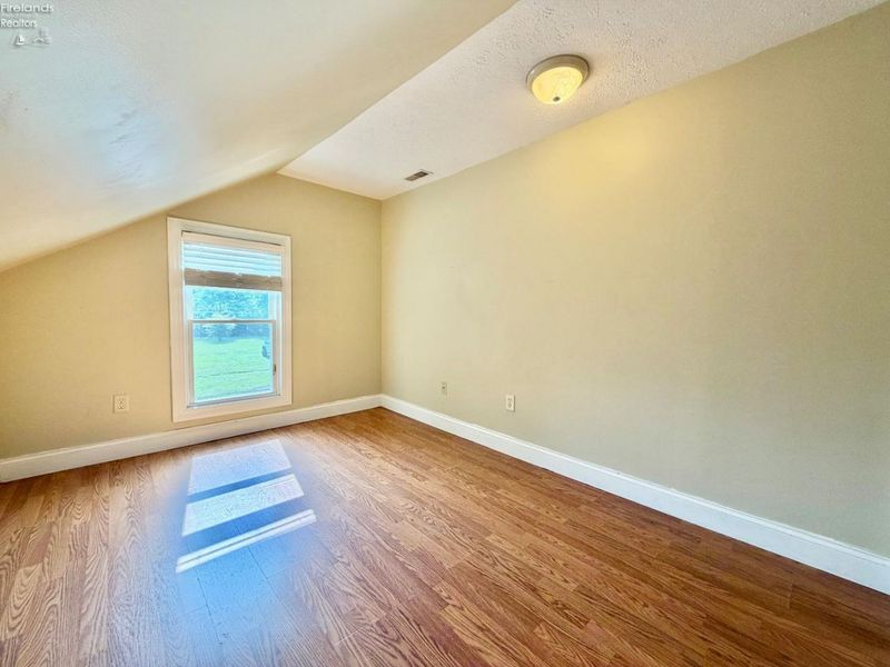 133 Walnut Street, Bellevue, OH 44811 Photo 24