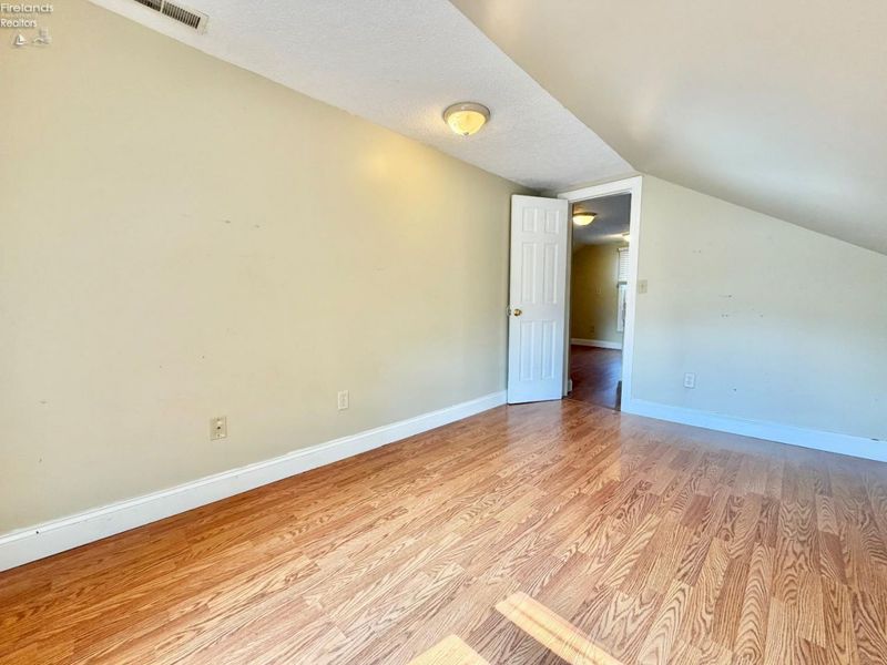 133 Walnut Street, Bellevue, OH 44811 Photo 25