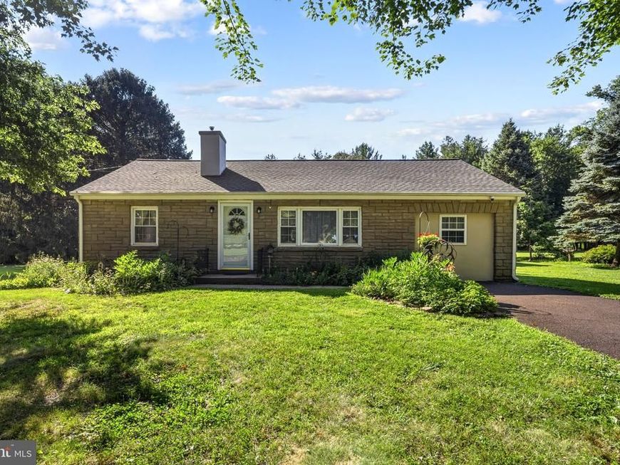 105 Dublin Road, Perkasie, PA 18944 Main Photo