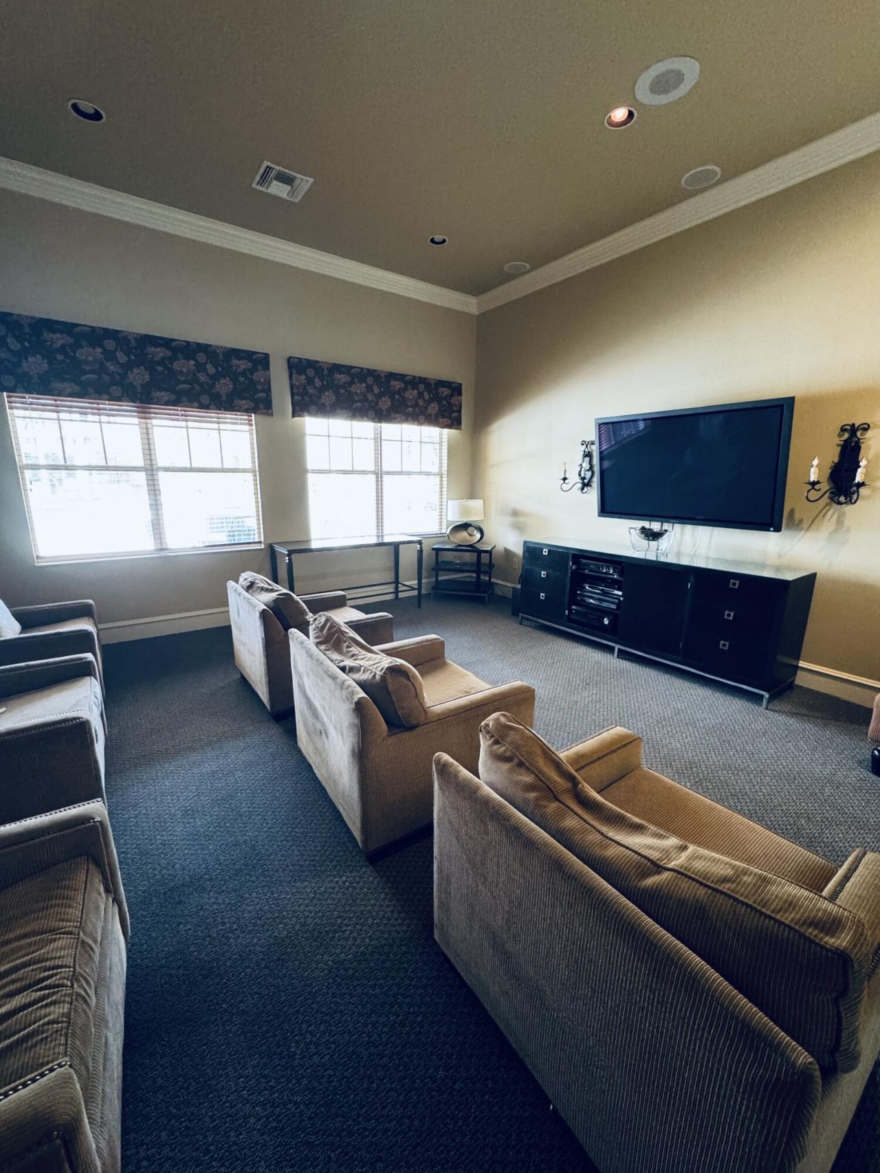 6529 Emerald Dunes Drive, Unit 302, West Palm Beach, FL 33411 Photo