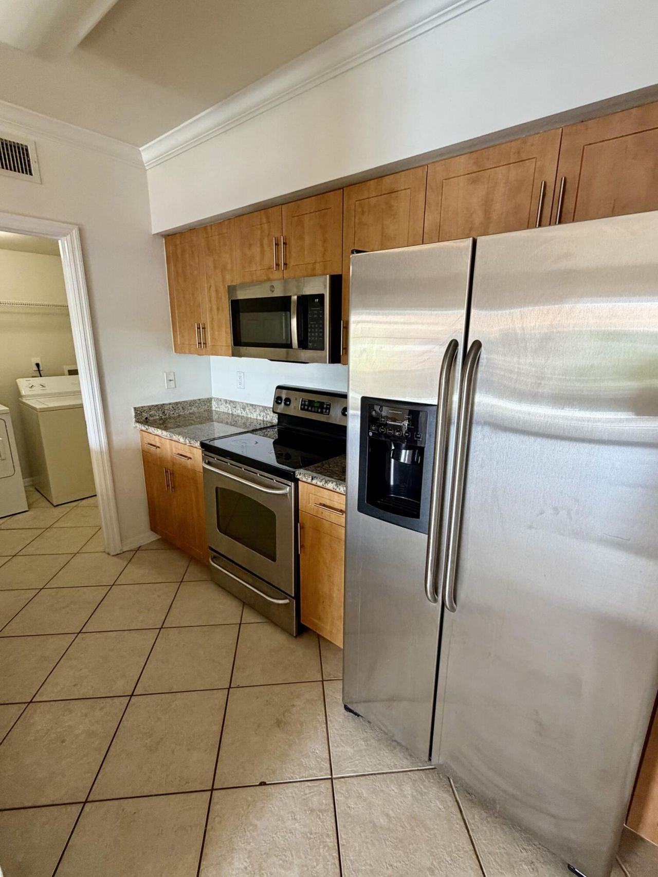 6529 Emerald Dunes Drive, Unit 302, West Palm Beach, FL 33411 Photo