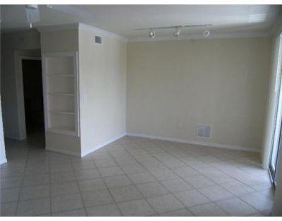 6529 Emerald Dunes Drive, Unit 302, West Palm Beach, FL 33411 Photo