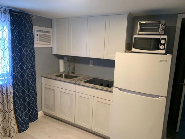 4878 NE 15TH Avenue, Pompano Beach, FL 33064