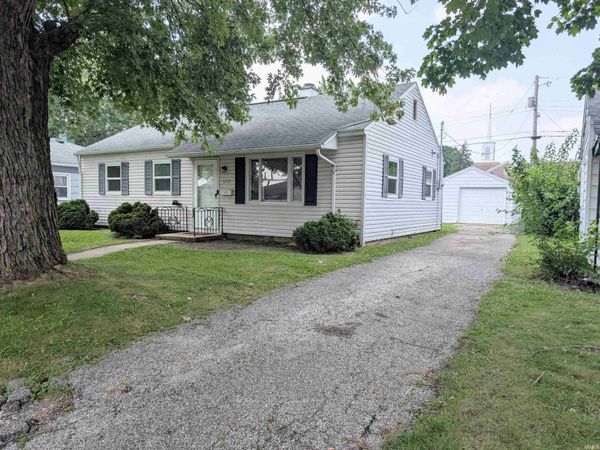 1212 W National Avenue, Marion, IN 46952