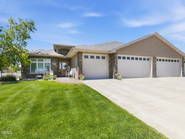 1357 27TH STREET NE, Watertown, SD 57201