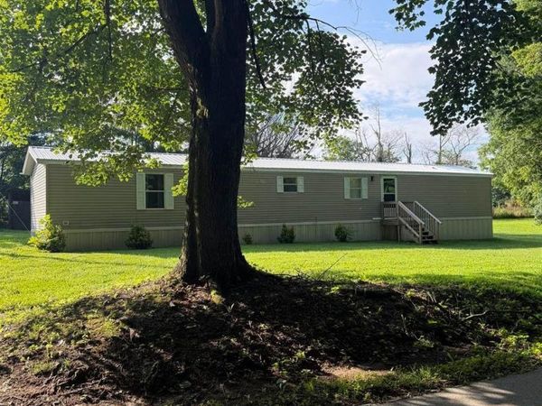 1300 Slash Road , Glasgow, KY 42141