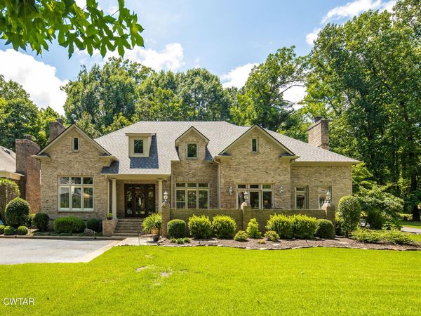 15 Whitsitt Park , Jackson, TN 38301