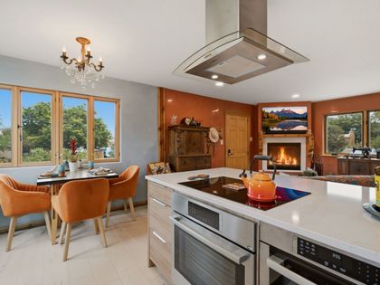 2378 Camino Capitan Santa Fe, NM 87505