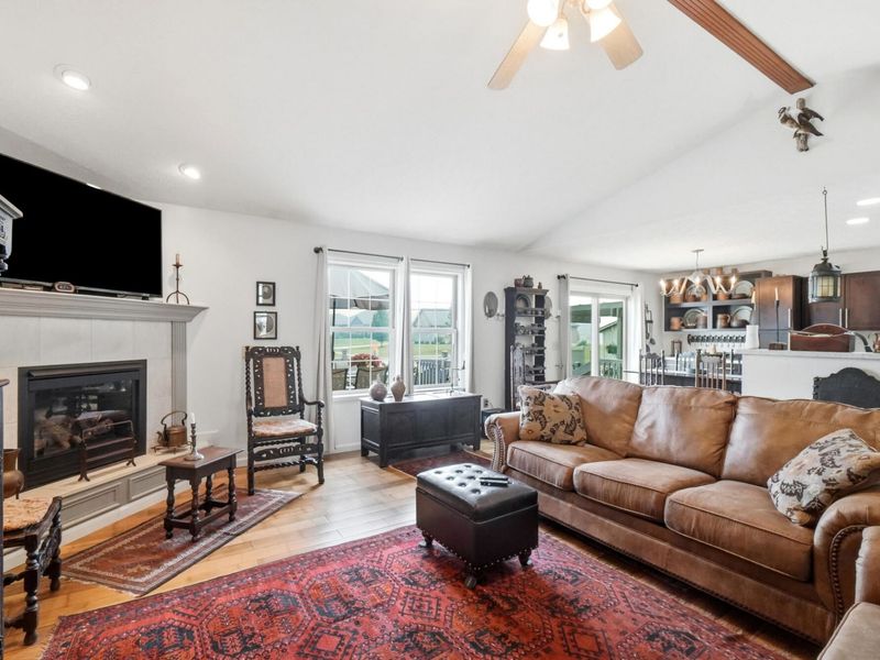 945 Oak Hill Court, Troy, OH 45373 Photo 8