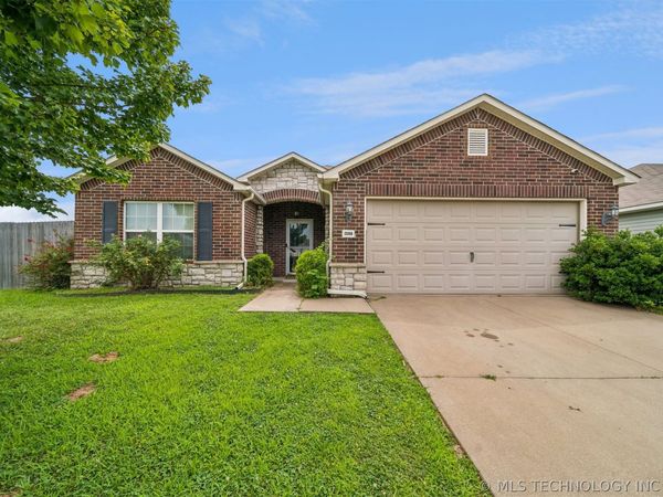 25066 E 93rd Street S, Broken Arrow, OK 74014