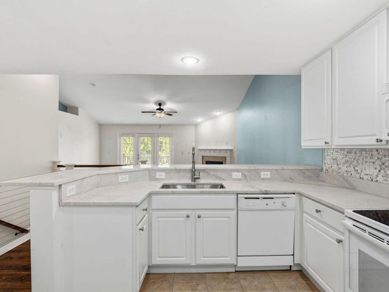 7529 Cherry Brook Drive, Reynoldsburg, OH 43068 Photo 18