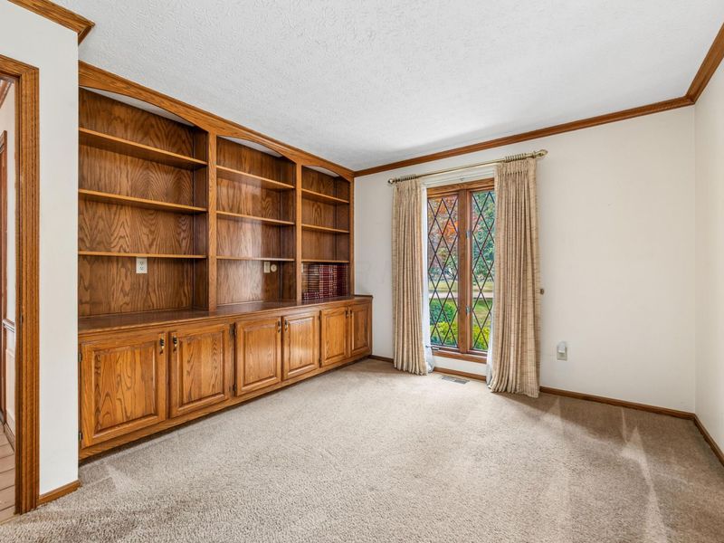 7090 Stilson Court, Columbus, OH 43235 Photo 6
