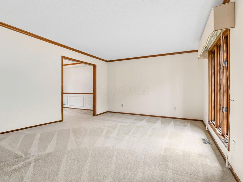7090 Stilson Court, Columbus, OH 43235 Photo 9