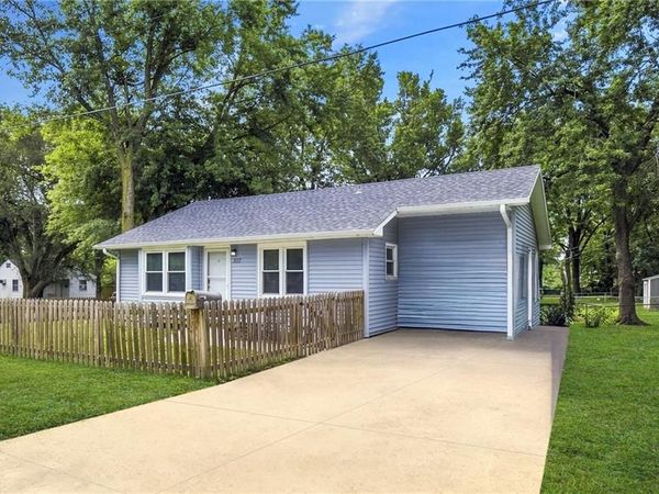 307 SE 6th Street, Lee's Summit, MO 64063