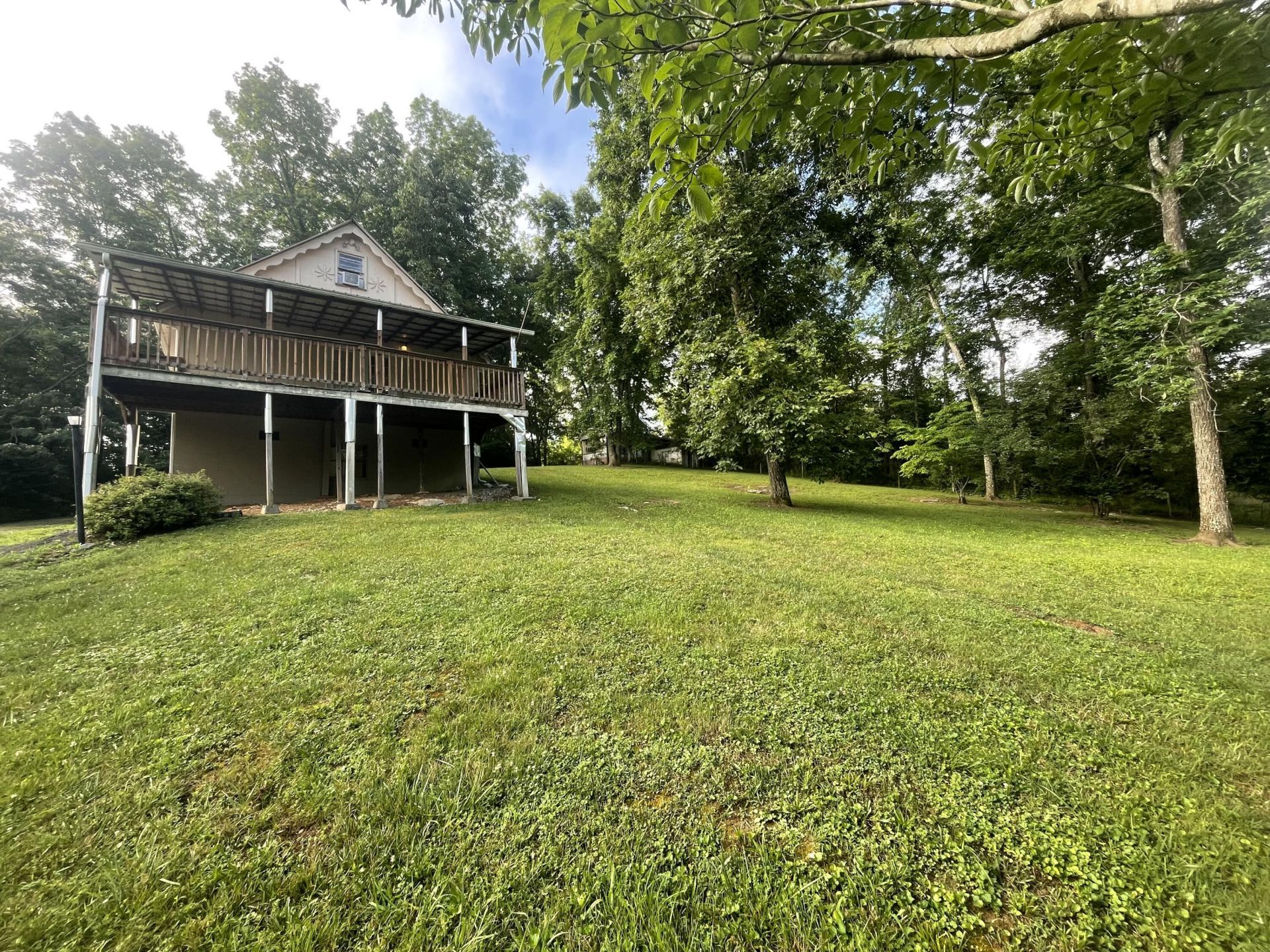 228 Pine Drive, Burnside, KY 42519 Main Photo