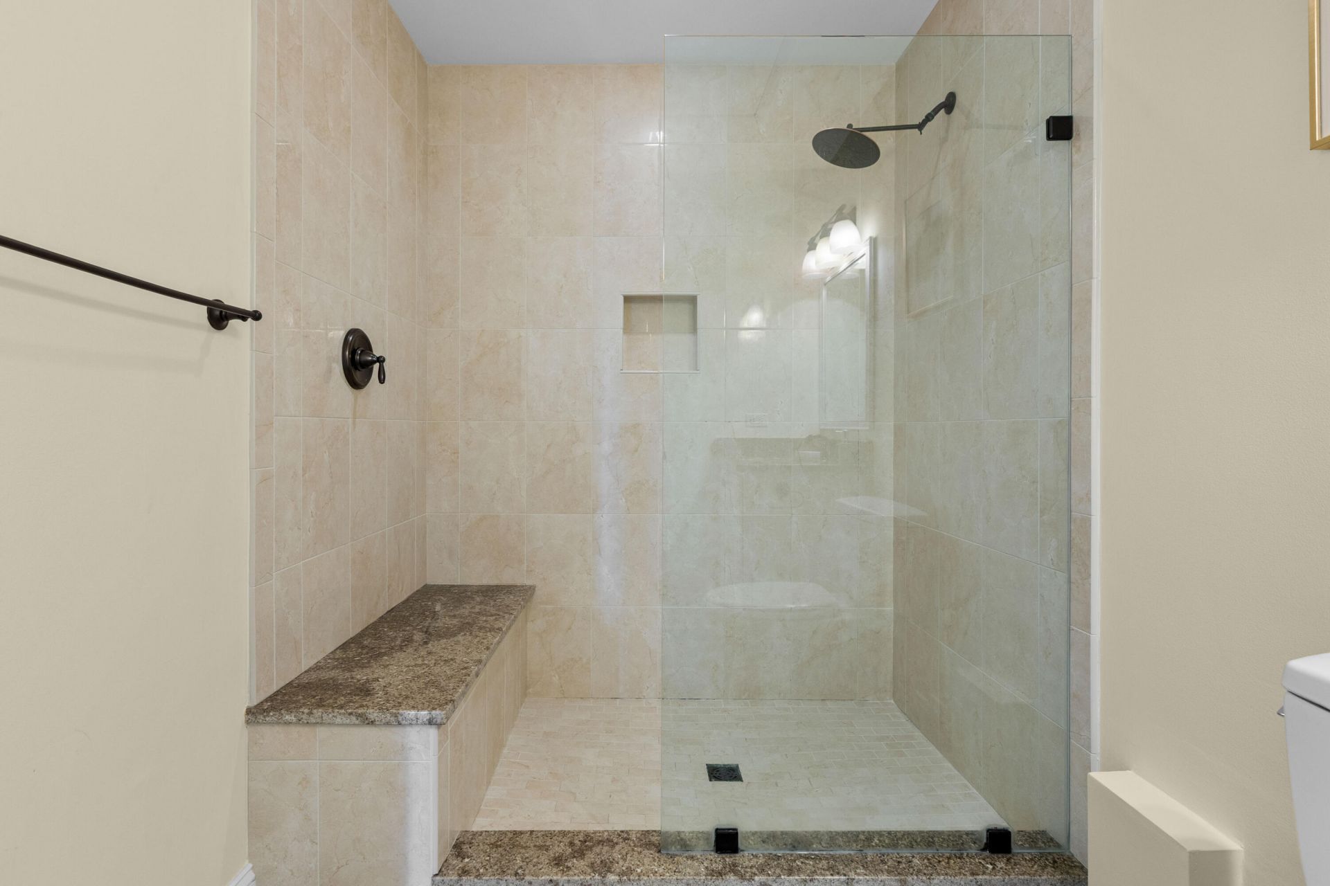 2944 Atrium Villa Drive Photo 27