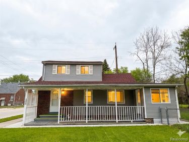 20870 Curie Avenue , Warren, MI 48091