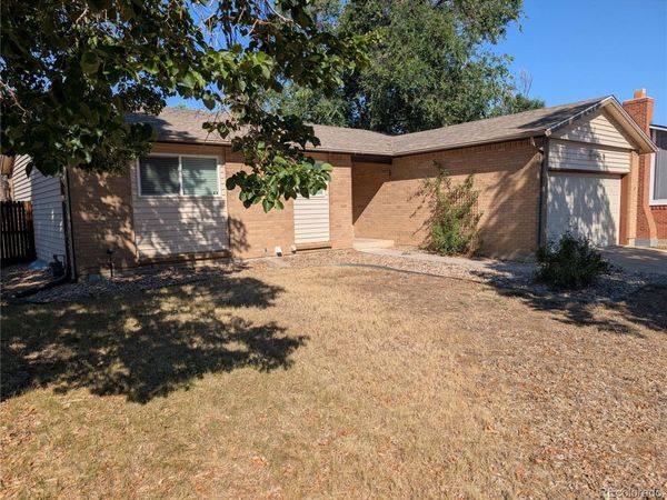 2949 S Biscay Street , Aurora, CO 80013