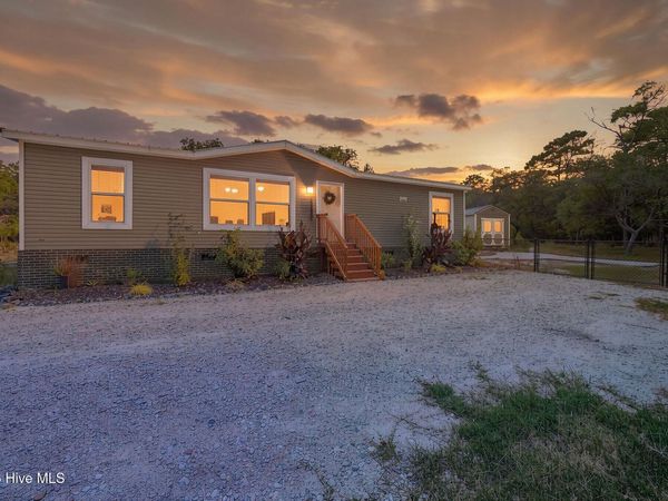 1610 Stanbury Road SW, Supply, NC 28462