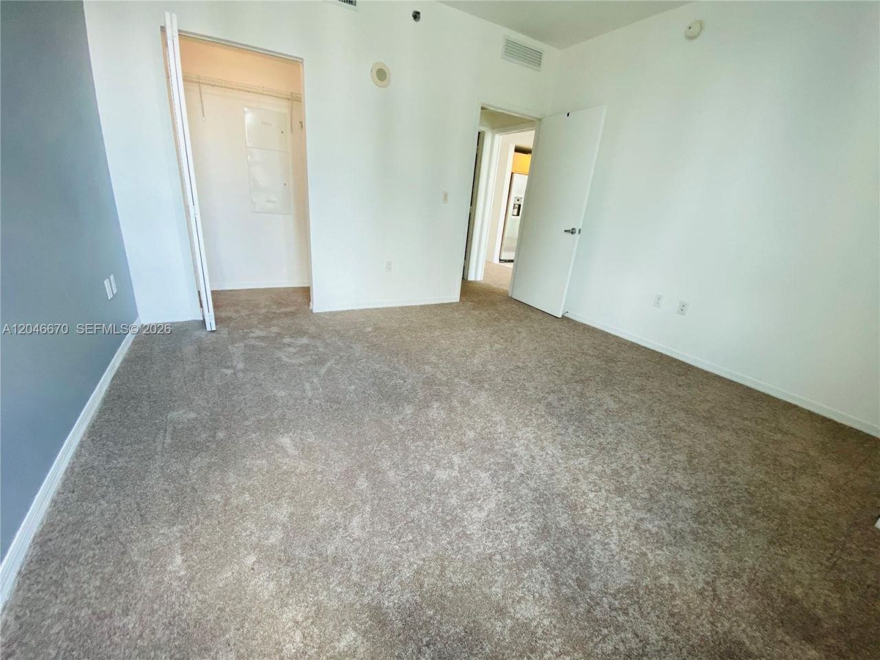 951 Brickell Ave , Unit 1909, Miami, FL 33131 Photo