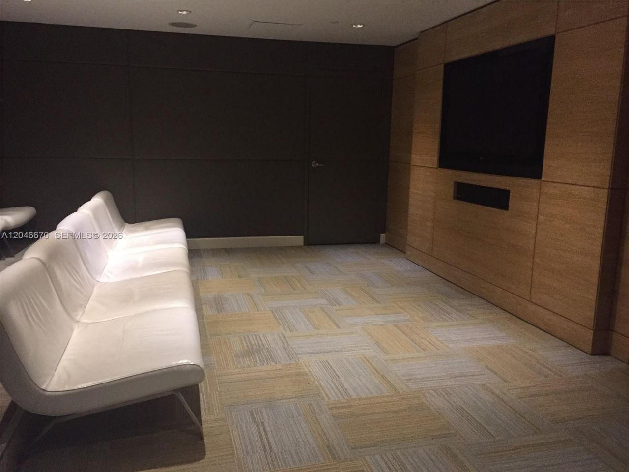 951 Brickell Ave , Unit 1909, Miami, FL 33131 Photo