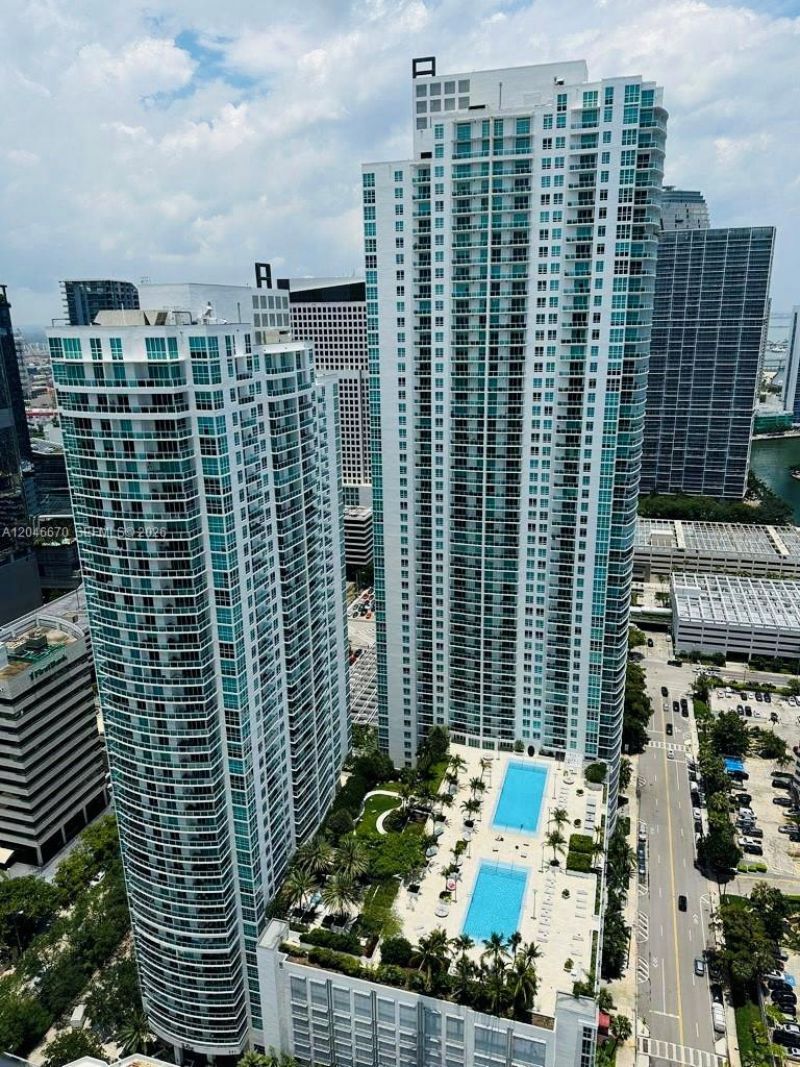 951 Brickell Ave , Unit 1909, Miami, FL 33131 Photo