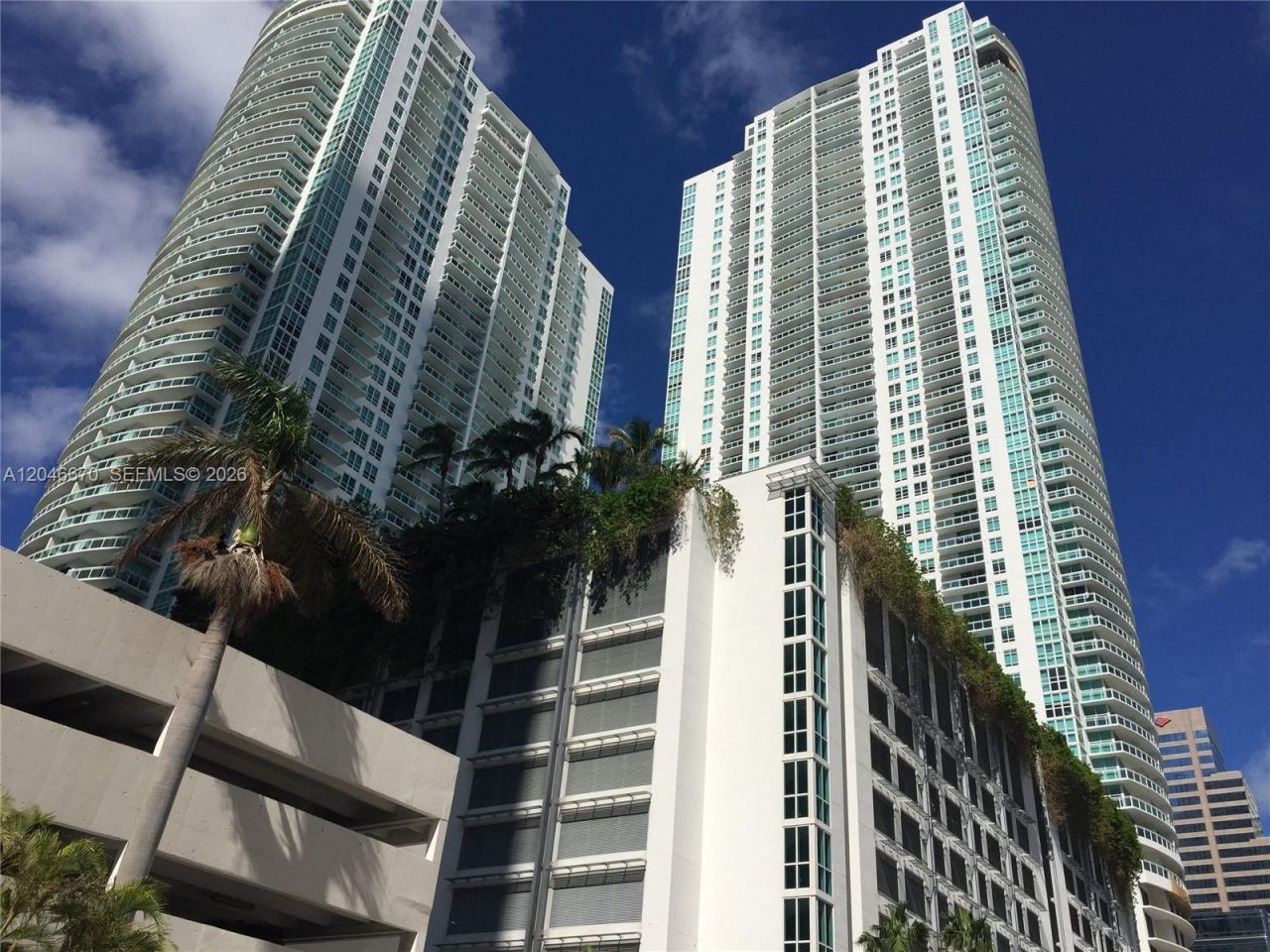 951 Brickell Ave , Unit 1909, Miami, FL 33131 Photo