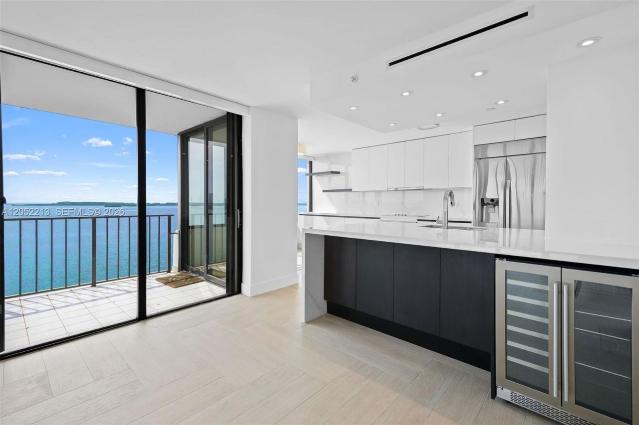 520 Brickell Key Dr, Unit A1206, Miami, FL 33131 Photo