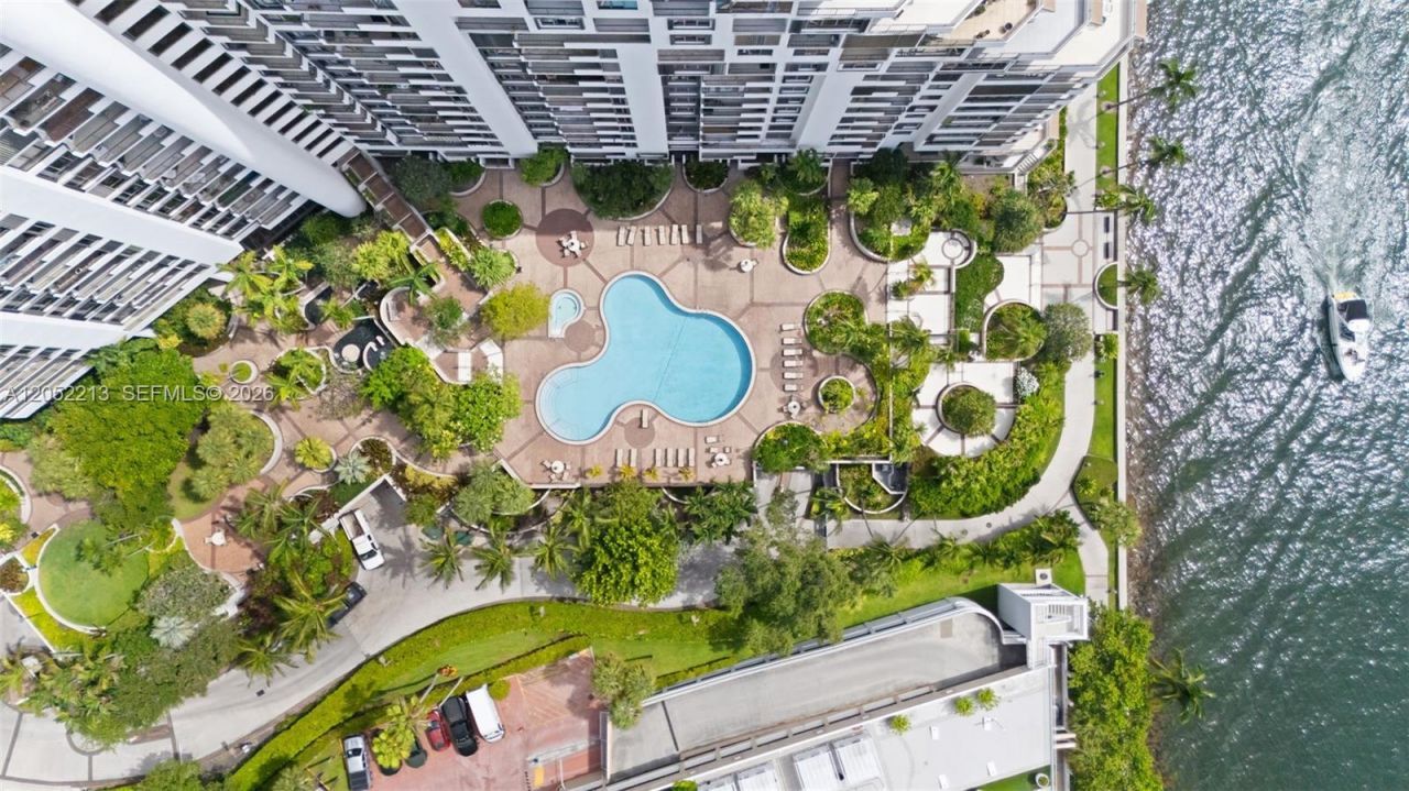 520 Brickell Key Dr, Unit A1206, Miami, FL 33131 Photo
