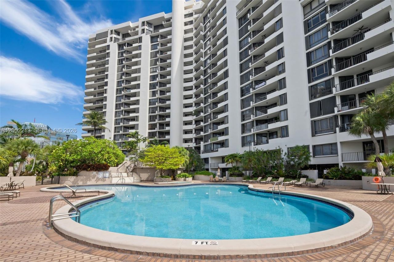 520 Brickell Key Dr, Unit A1206, Miami, FL 33131 Photo