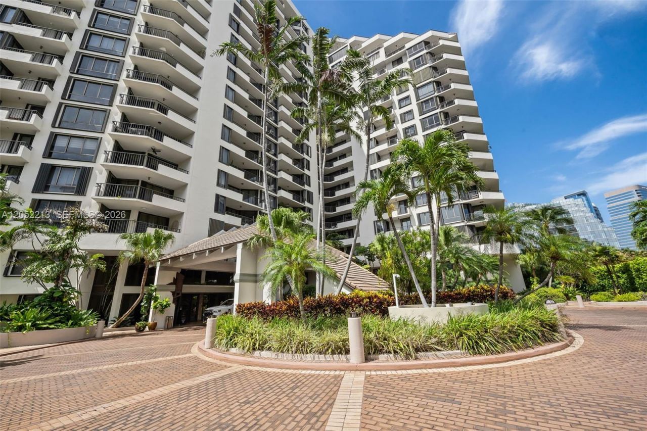 520 Brickell Key Dr, Unit A1206, Miami, FL 33131 Photo
