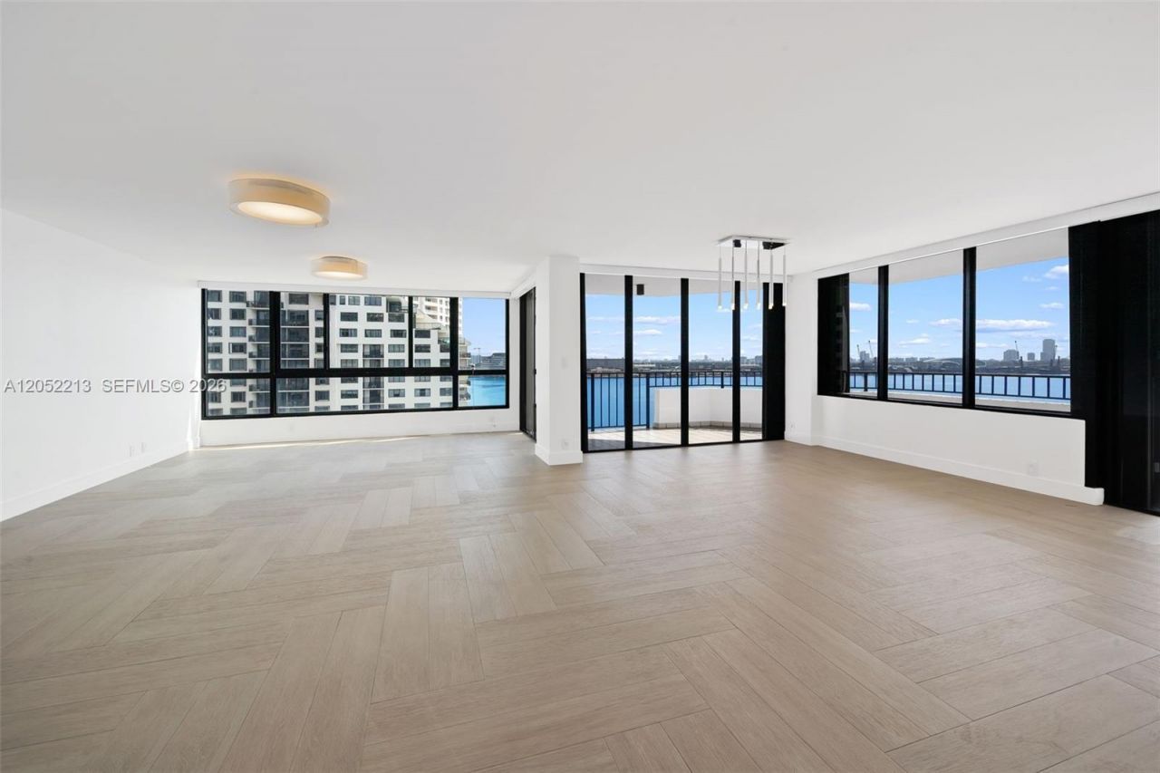 520 Brickell Key Dr, Unit A1206, Miami, FL 33131 Photo