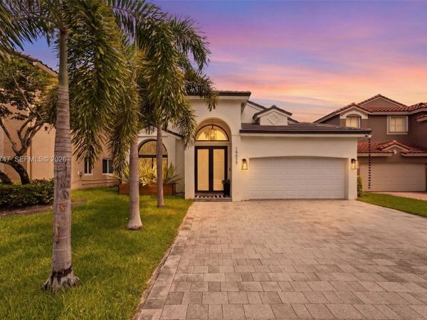 15645 SW 16th Ct , Pembroke Pines, FL 33027