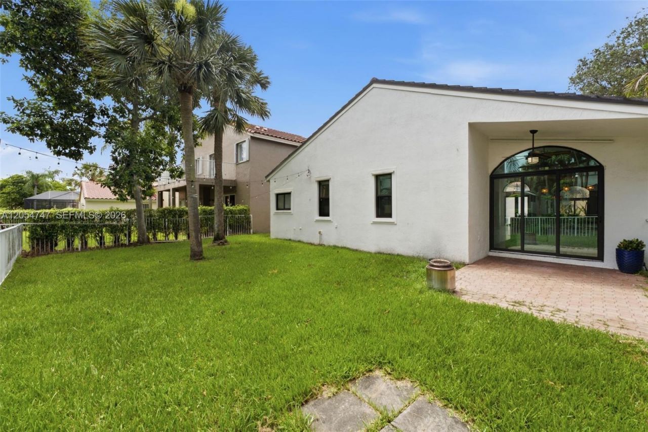 15645 SW 16th Ct, Pembroke Pines, FL 33027 Photo