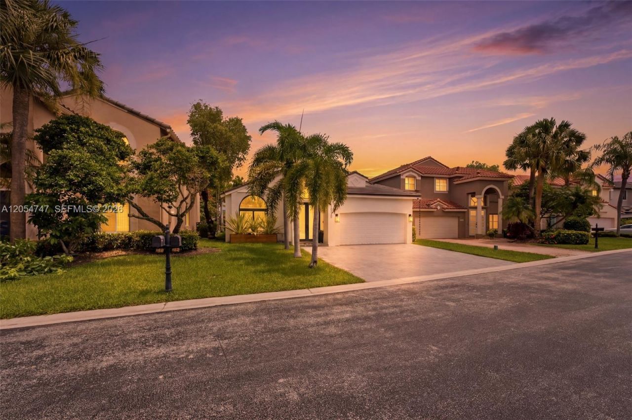 15645 SW 16th Ct, Pembroke Pines, FL 33027 Photo
