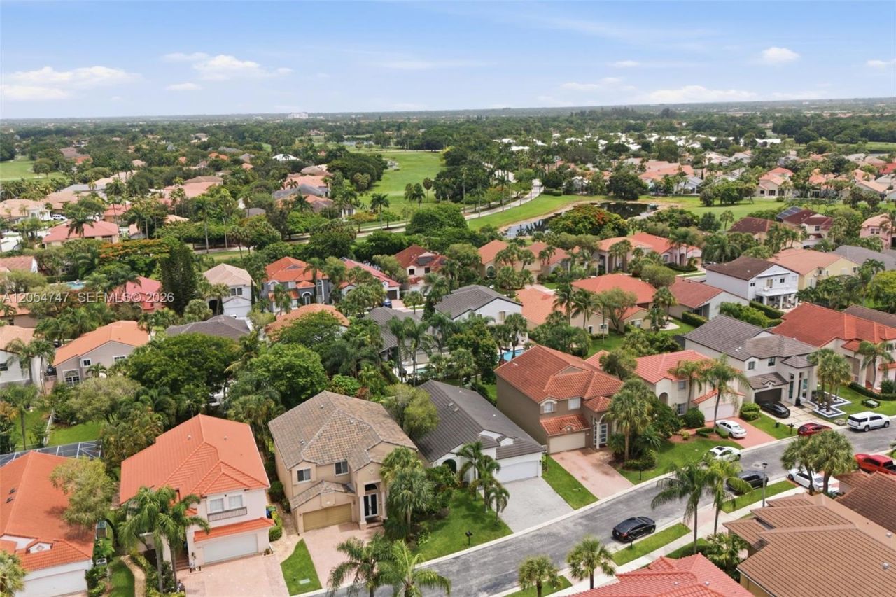 15645 SW 16th Ct, Pembroke Pines, FL 33027 Photo